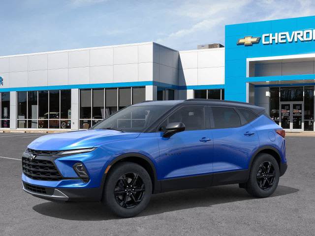 New 2026 Chevrolet Blazer LT w/ Convenience Package AWD/4WD image 2