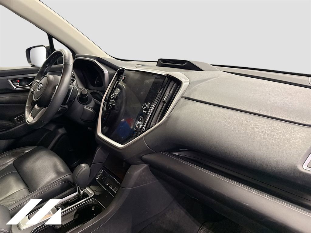 Used 2023 Subaru Ascent Limited w/ Technology Package image 34