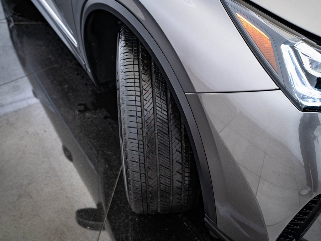 Used 2025 Acura MDX SH-AWD w/ Technology Package image 42