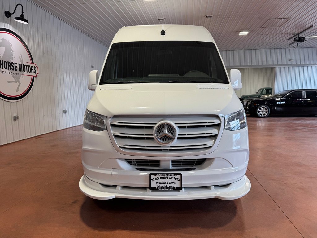 Used 2023 Mercedes-Benz Sprinter 2500 image 4