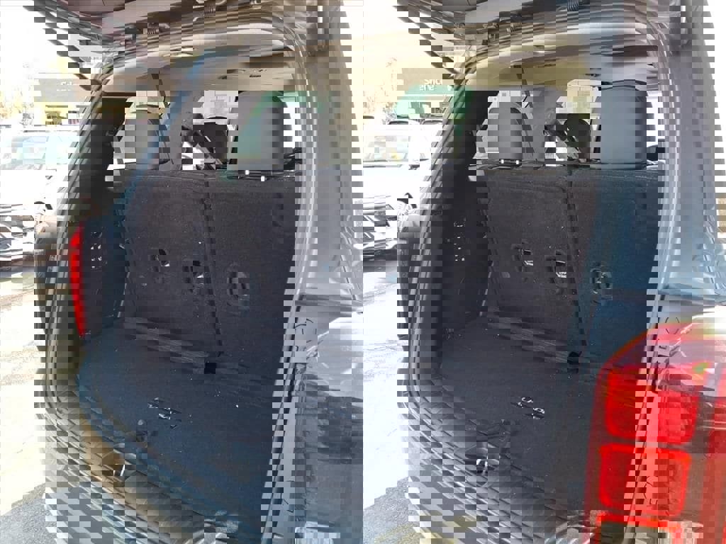 Used 2021 Hyundai Palisade Limited image 26