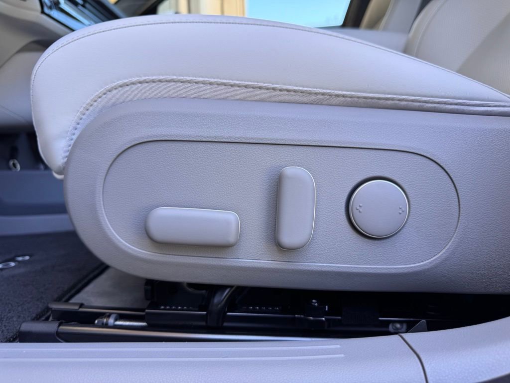 New 2025 Hyundai Ioniq 6 SEL image 6