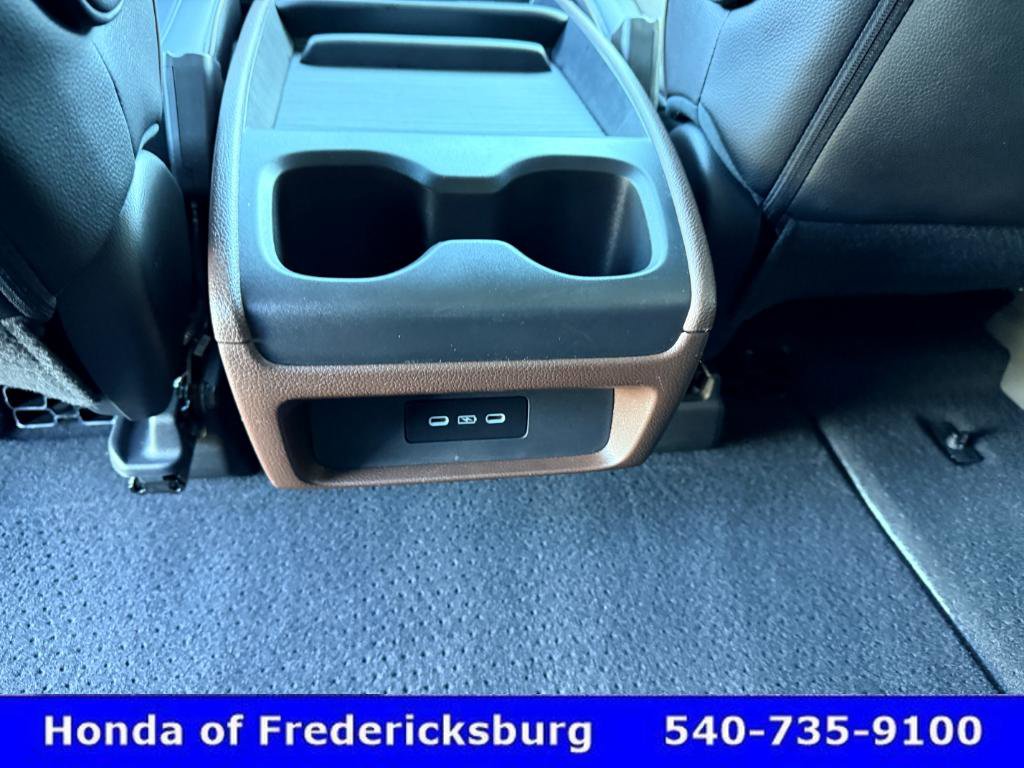 Certified 2025 Honda Odyssey Elite image 31