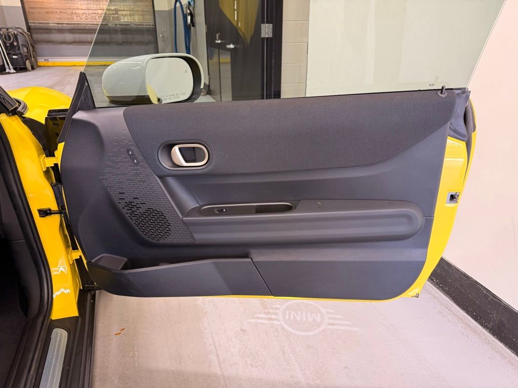 Used 2025 MINI Cooper S image 21