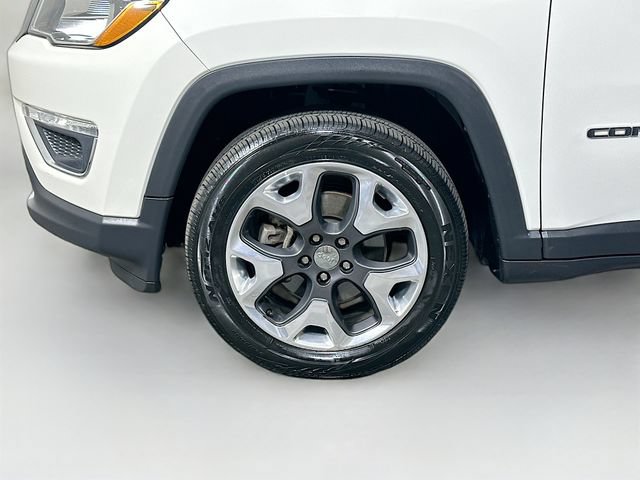 Used 2018 Jeep Compass Limited w/ Navigation Group AWD/4WD image 38