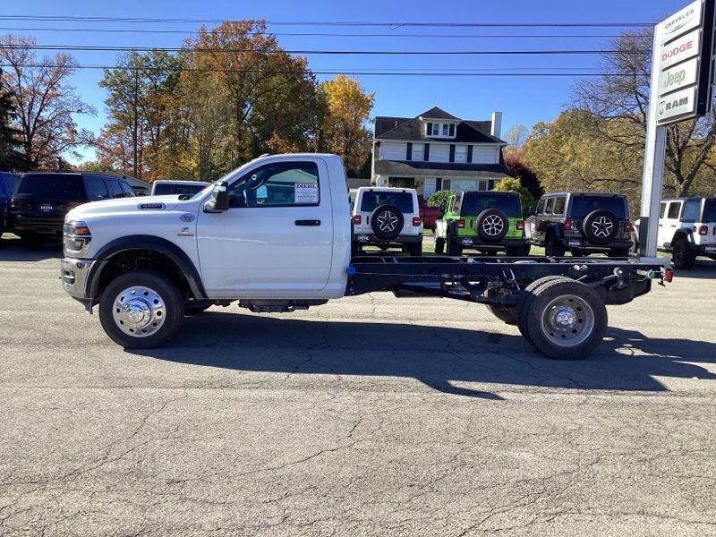 New 2026 RAM 5500 Tradesman w/ Chrome Appearance Group image 4