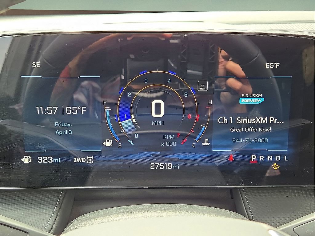 Used 2025 Chevrolet Equinox LT AWD/4WD image 25