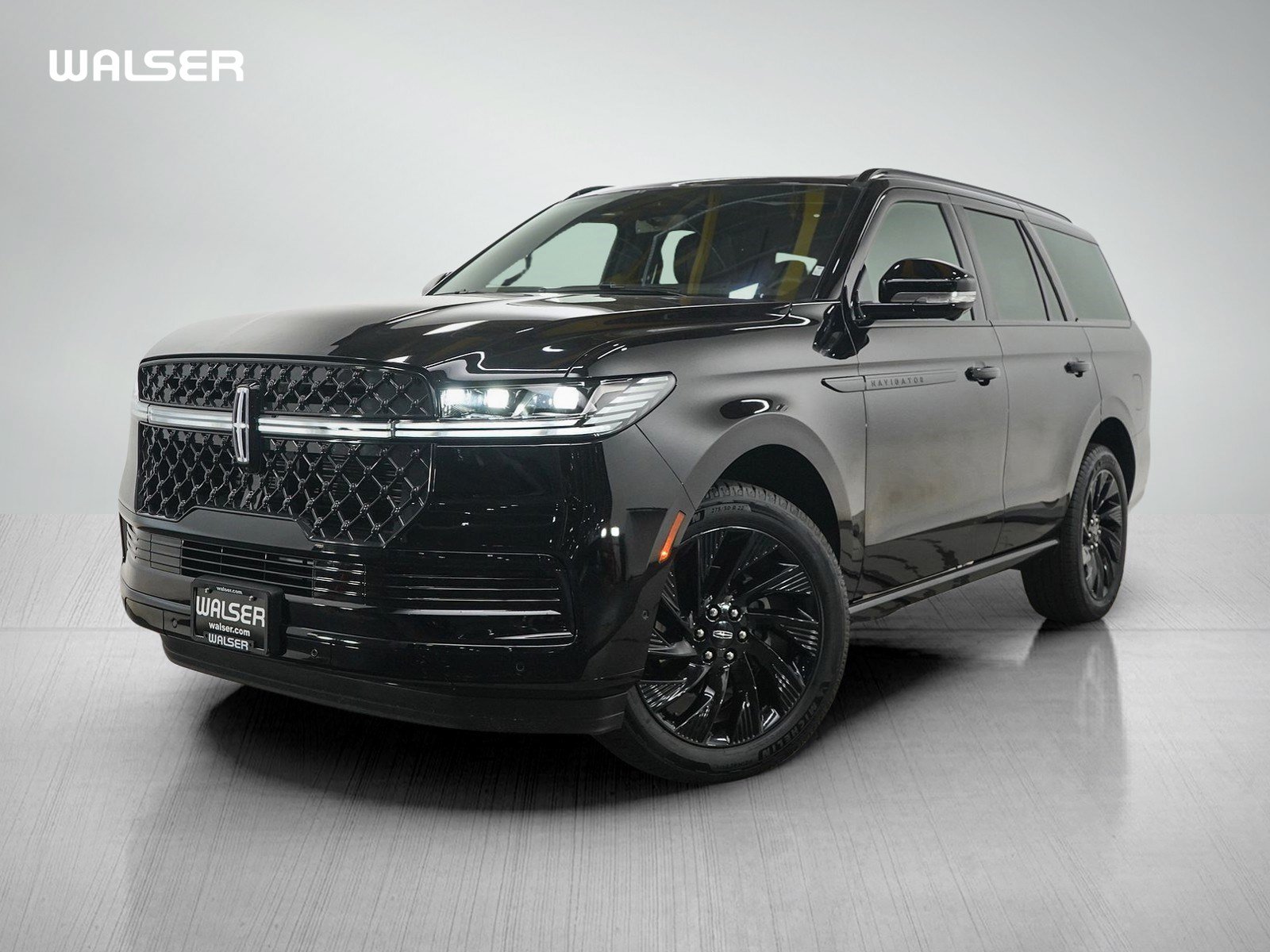 Used 2025 Lincoln Navigator Reserve w/ Jet Appearance Package AWD/4WD video 1