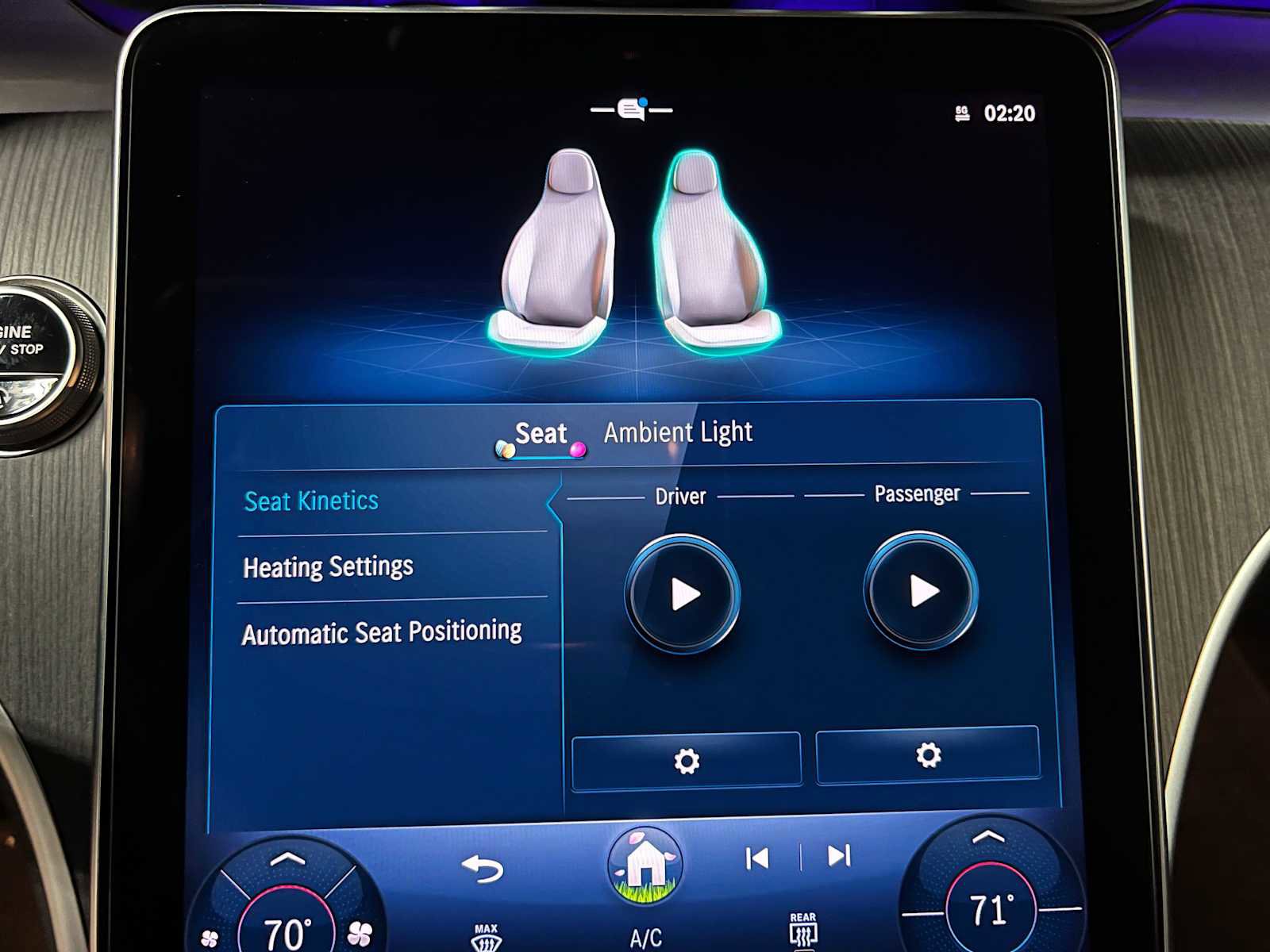 Used 2025 Mercedes-Benz C 300 4MATIC Sedan image 36