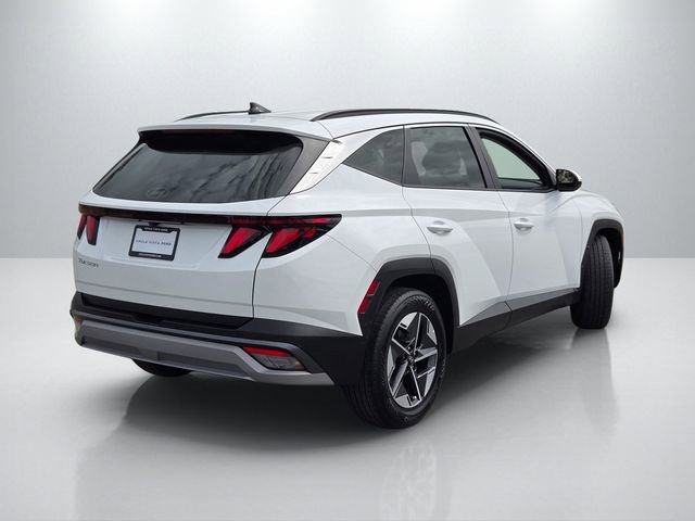 Used 2025 Hyundai Tucson SEL FWD image 4