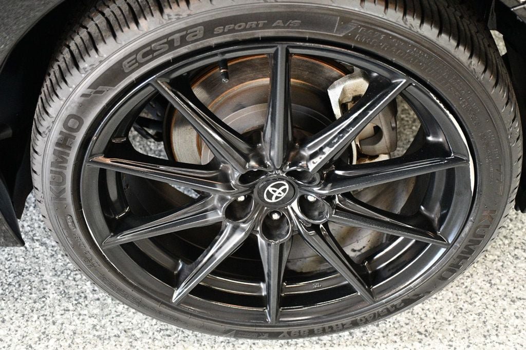 Used 2023 Toyota GR86 Premium RWD image 19
