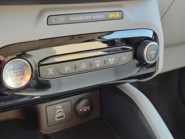 New 2026 Ford Escape Platinum w/ Premium Technology Package image 34