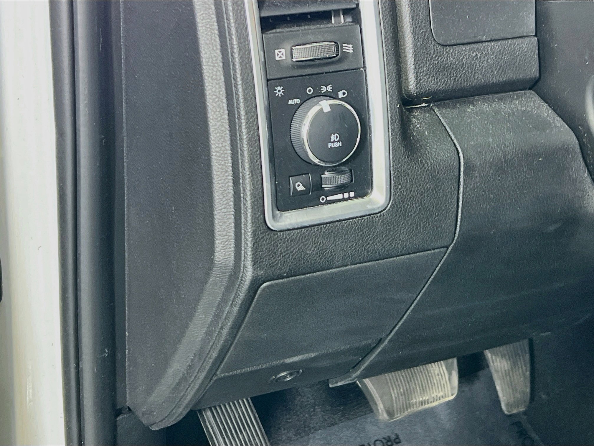 Used 2022 RAM 1500 Classic Warlock w/ Utility Group AWD/4WD image 10