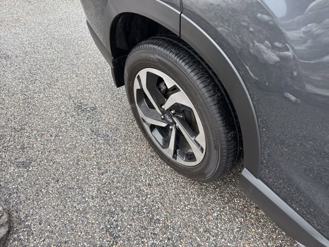 Used 2024 Subaru Forester Touring image 33