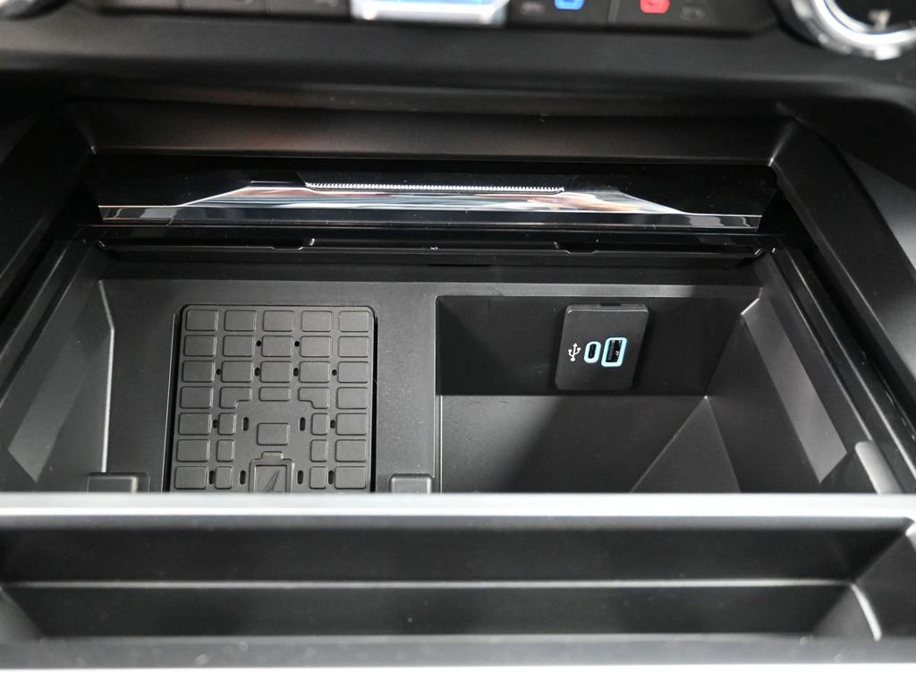 New 2026 Ford F350 Lariat image 41