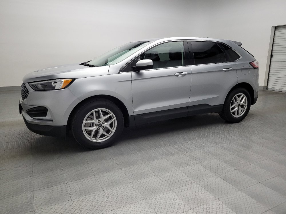 Used 2024 Ford Edge SEL image 2