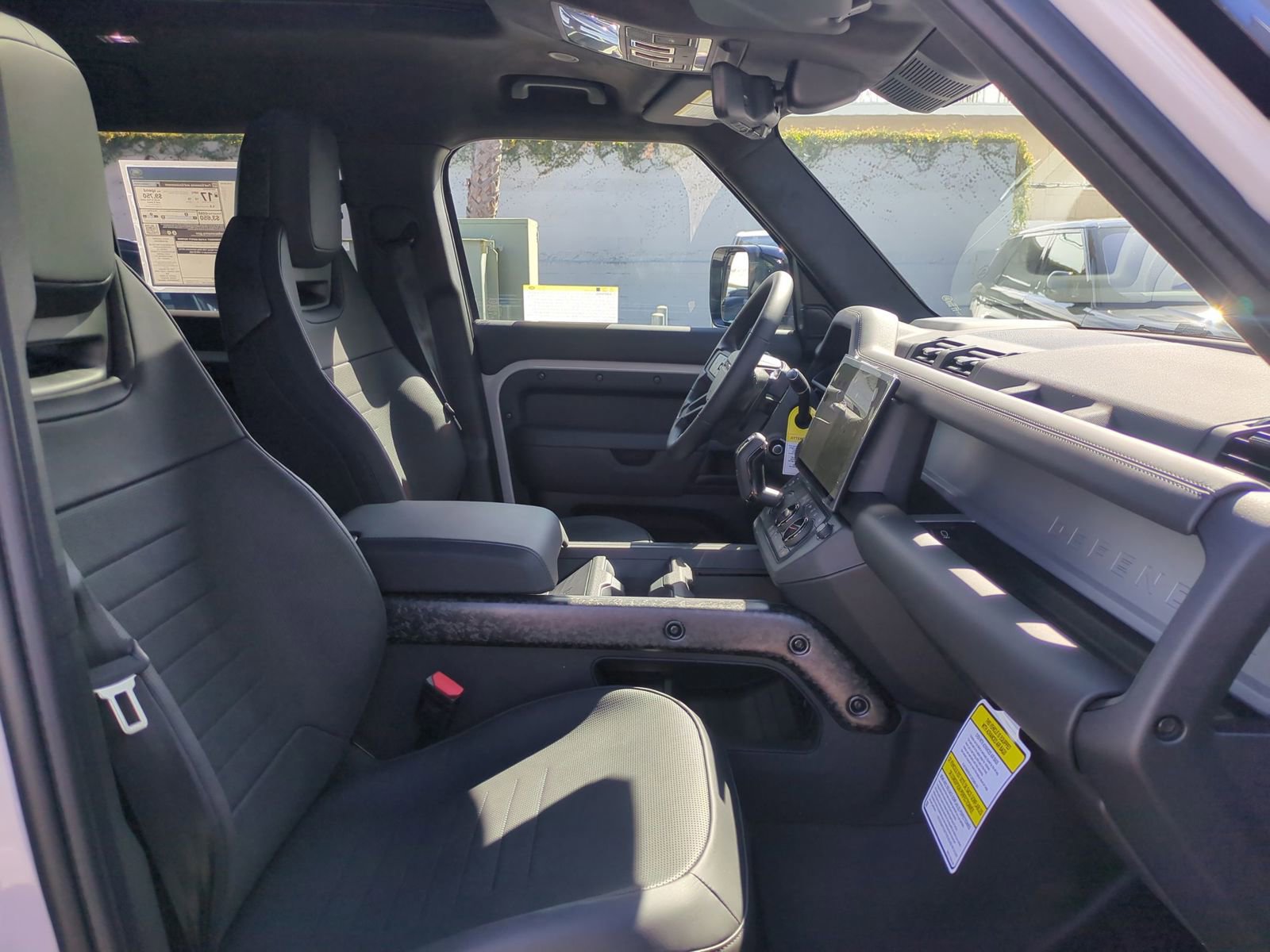 New 2026 Land Rover Defender 110 OCTA image 30