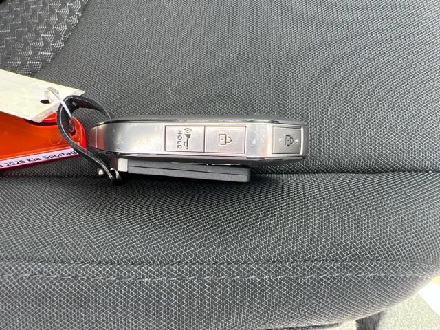Used 2026 Kia Sportage LX FWD image 36