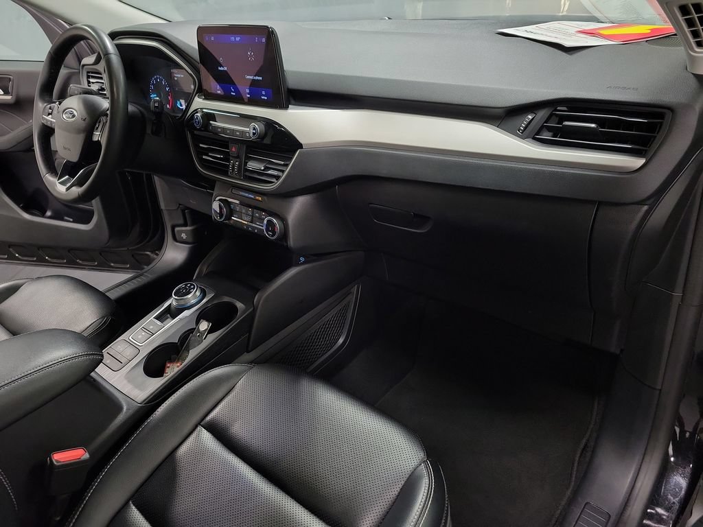 Used 2022 Ford Escape SEL AWD/4WD image 25