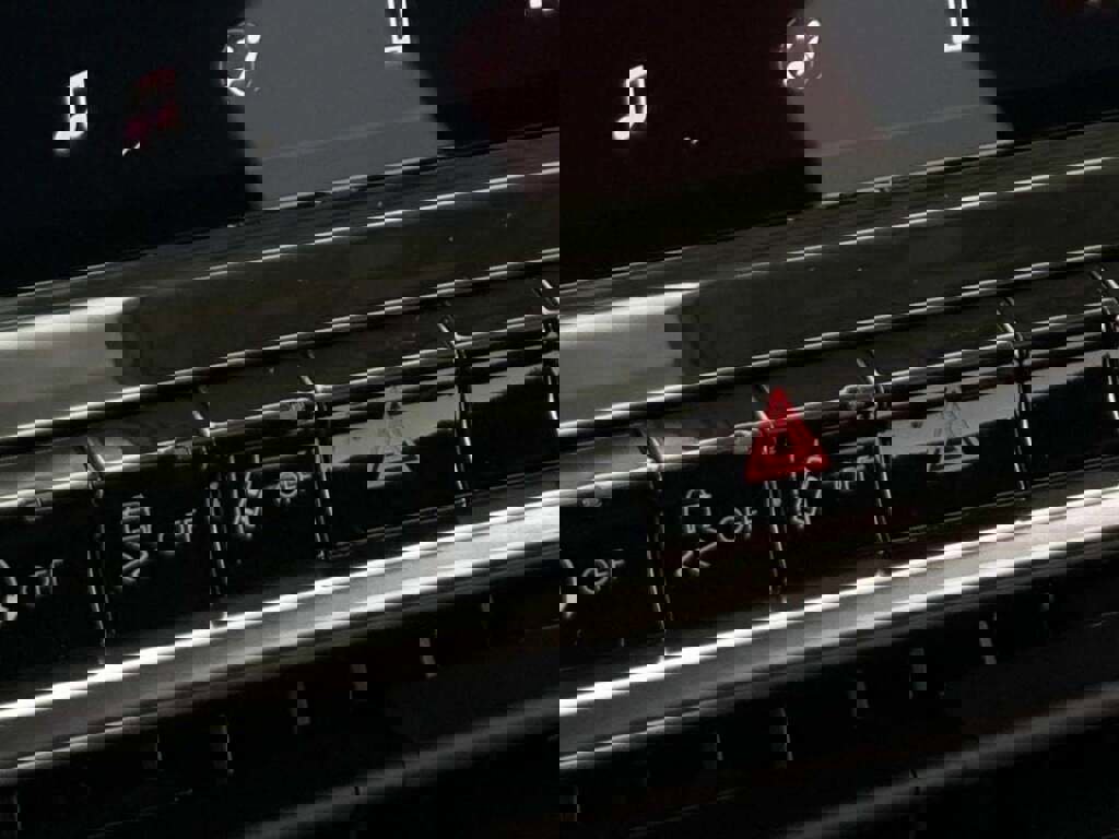 New 2026 Jeep Compass Latitude image 34