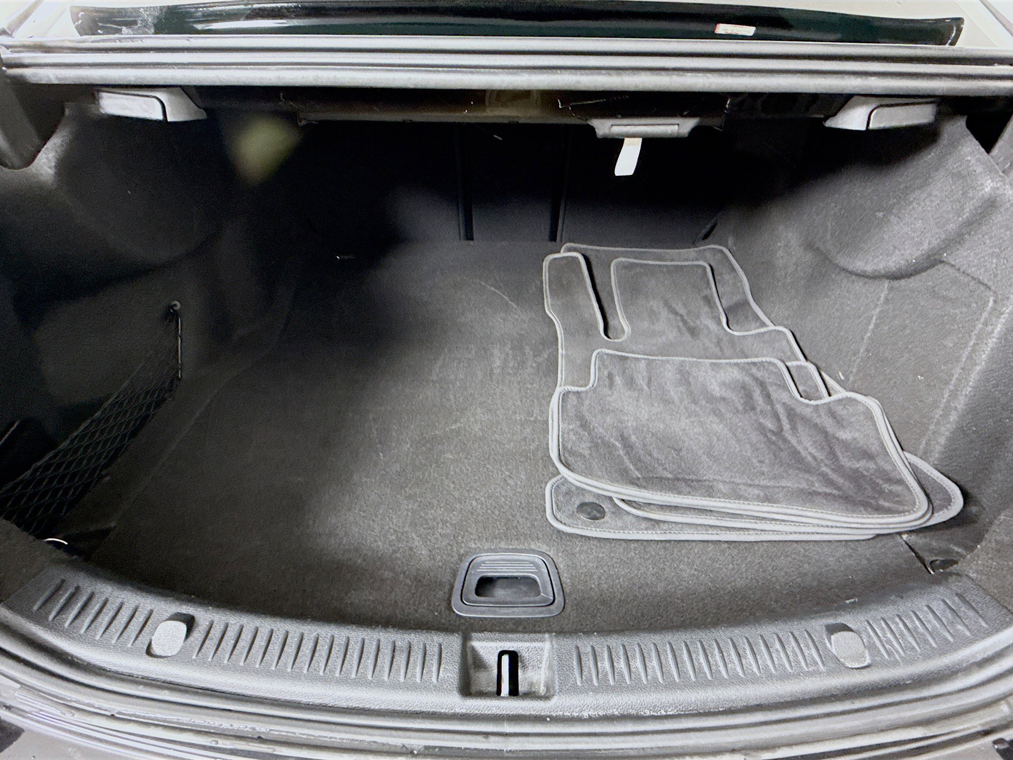 Used 2020 Mercedes-Benz E 450 4MATIC Sedan w/ Parking Assistance Package image 29