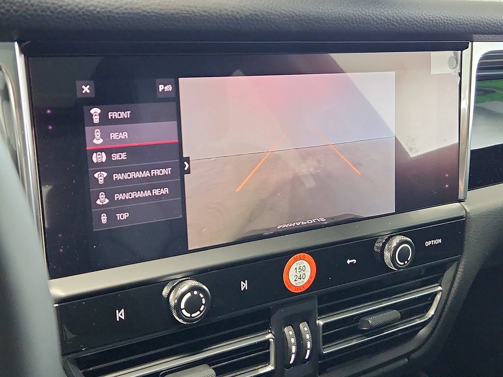 New 2026 Porsche Macan AWD/4WD image 18