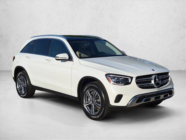Used 2021 Mercedes-Benz GLC 300 4MATIC image 3