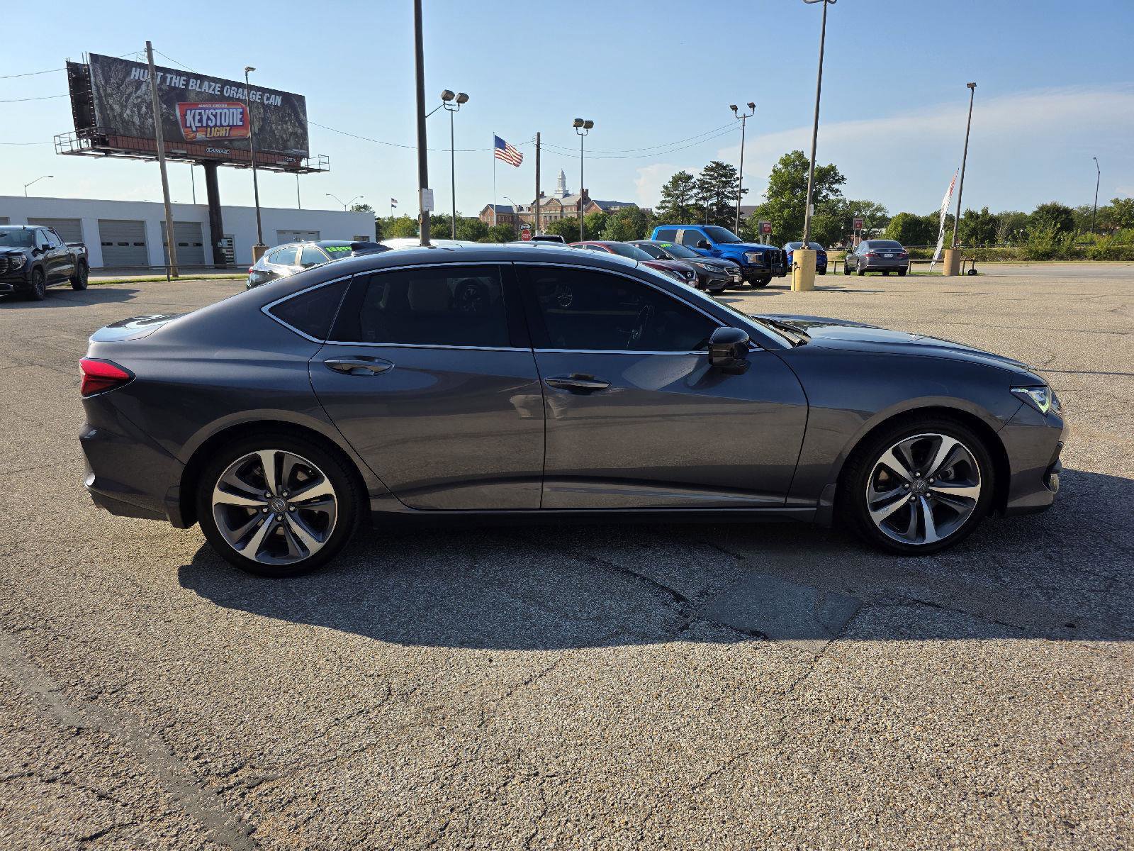 Used 2021 Acura TLX w/ Advance Package image 4