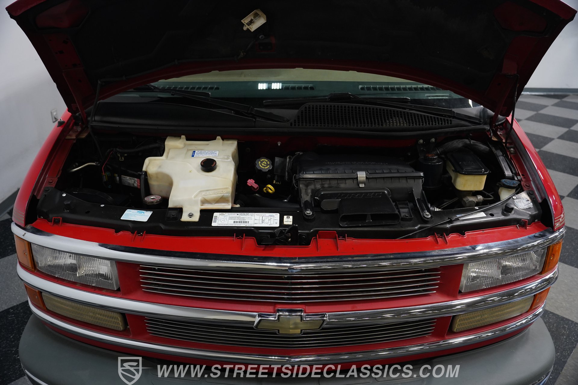 Used 1996 Chevrolet Express 1500 RWD image 32