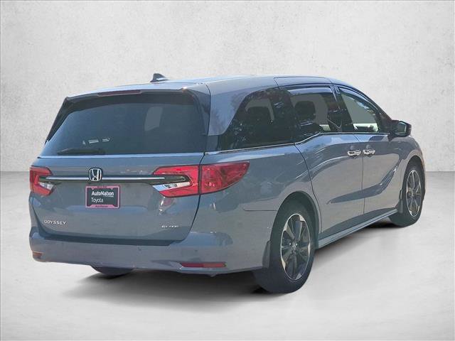 Used 2023 Honda Odyssey Elite image 5