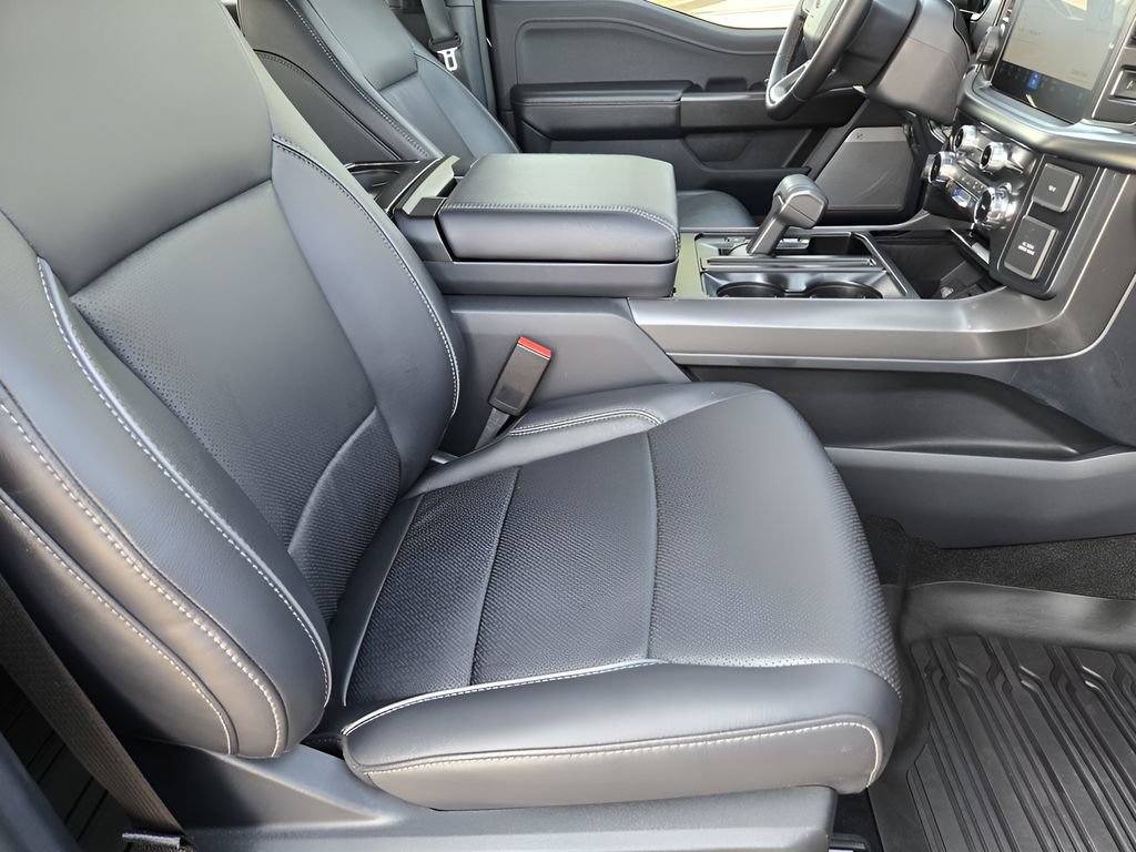 Used 2025 Ford F150 Lariat w/ FX4 Off-Road Package AWD/4WD image 13