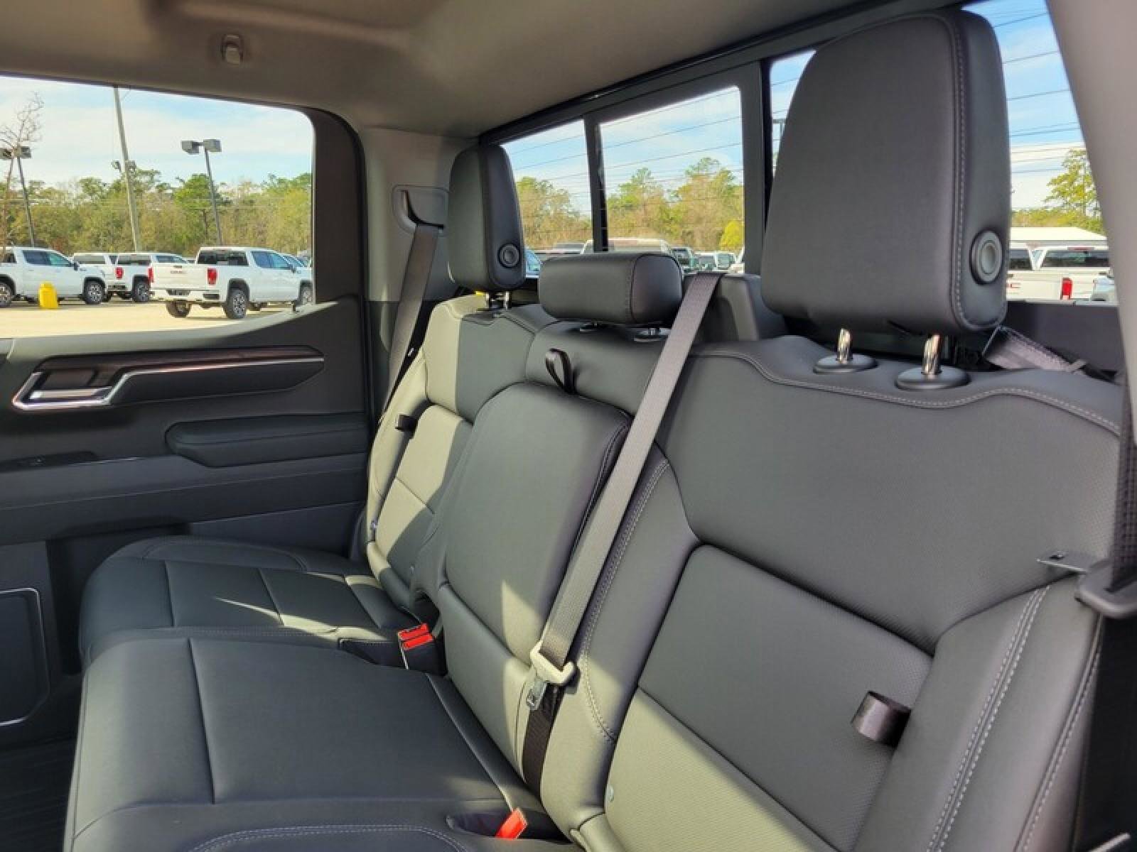 New 2026 GMC Sierra 1500 SLT w/ SLT Premium Plus Package RWD image 28