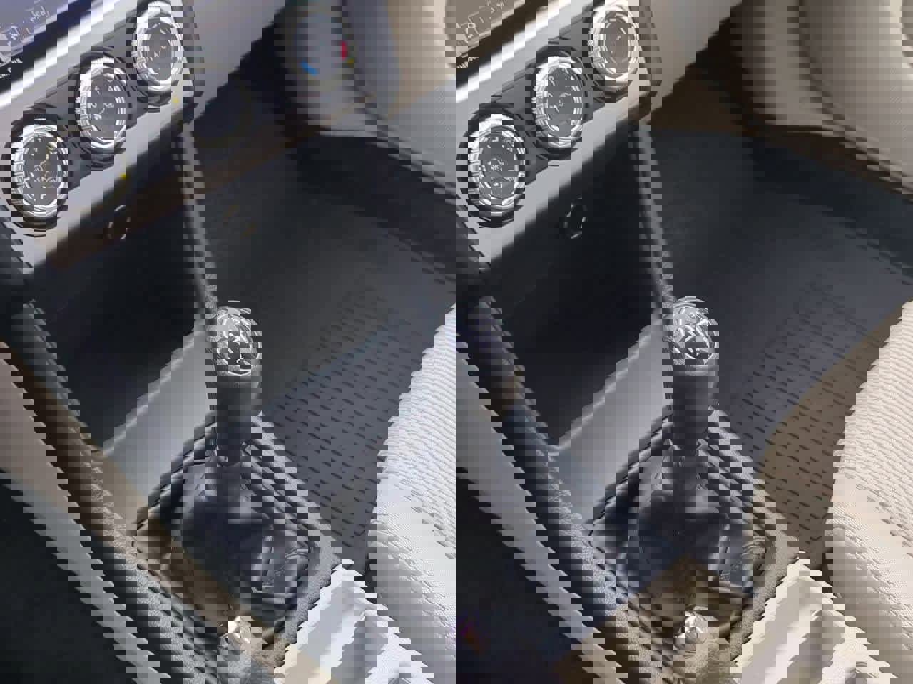 Used 2016 Subaru Impreza 2.0i Sport Premium image 29