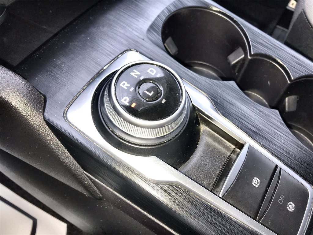 Used 2022 Ford Escape SE image 19