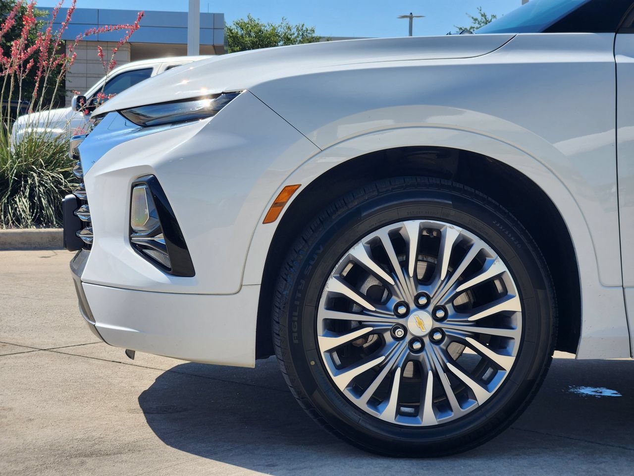 Used 2019 Chevrolet Blazer Premier w/ Driver Confidence II Package FWD image 8