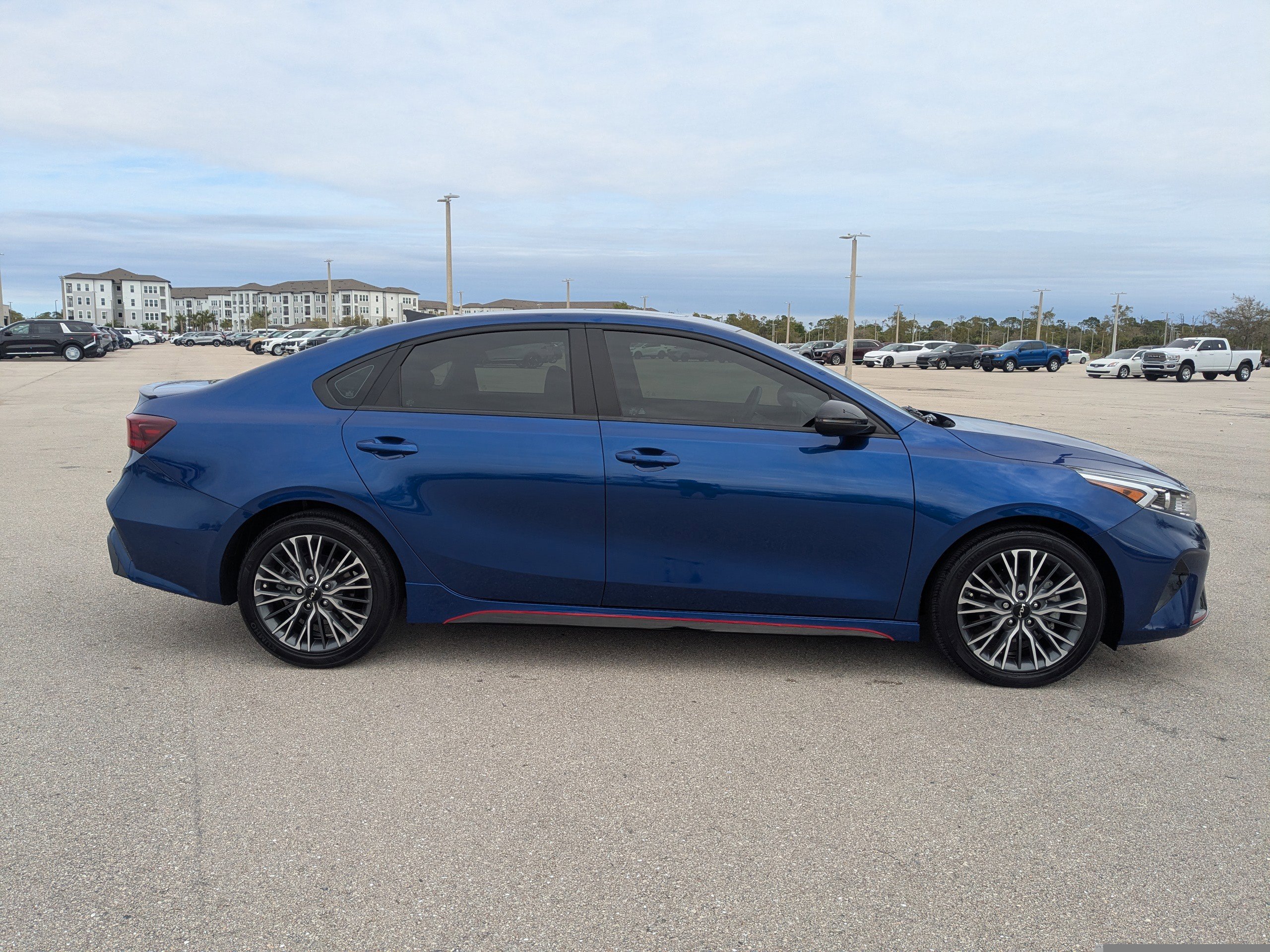 Used 2024 Kia Forte GT-Line w/ GT-Line Premium Package image 4