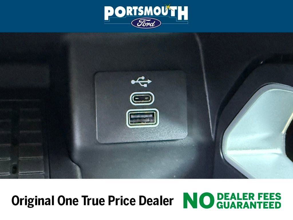 New 2025 Ford Ranger Lariat w/ Trailer Tow Package image 16