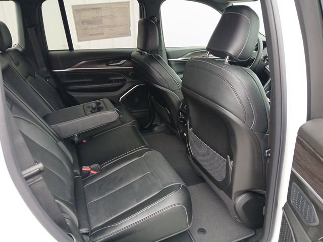 New 2026 Jeep Grand Cherokee Limited AWD/4WD image 21