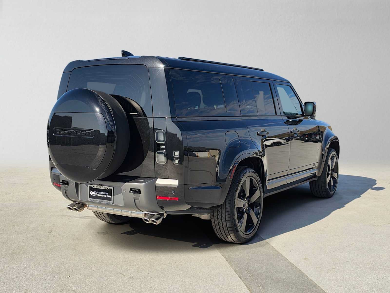 New 2026 Land Rover Defender 130 V8 AWD/4WD image 5
