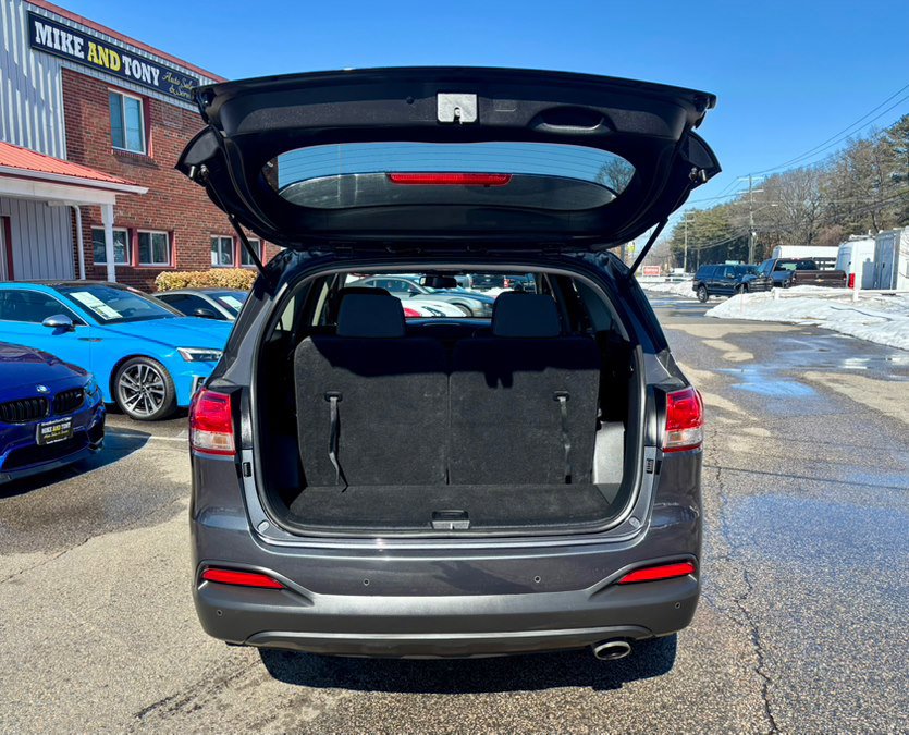 Used 2018 Kia Sorento LX w/ LX V6 Convenience Package image 32