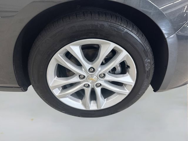 Used 2017 Chevrolet Malibu LT image 15