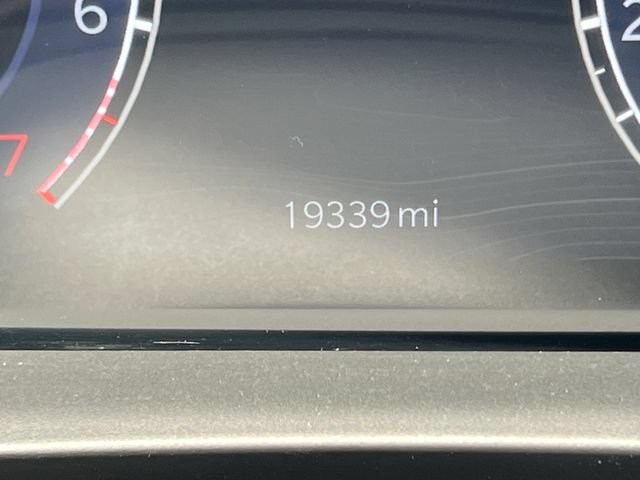 Certified 2024 Jeep Grand Cherokee Limited AWD/4WD image 6