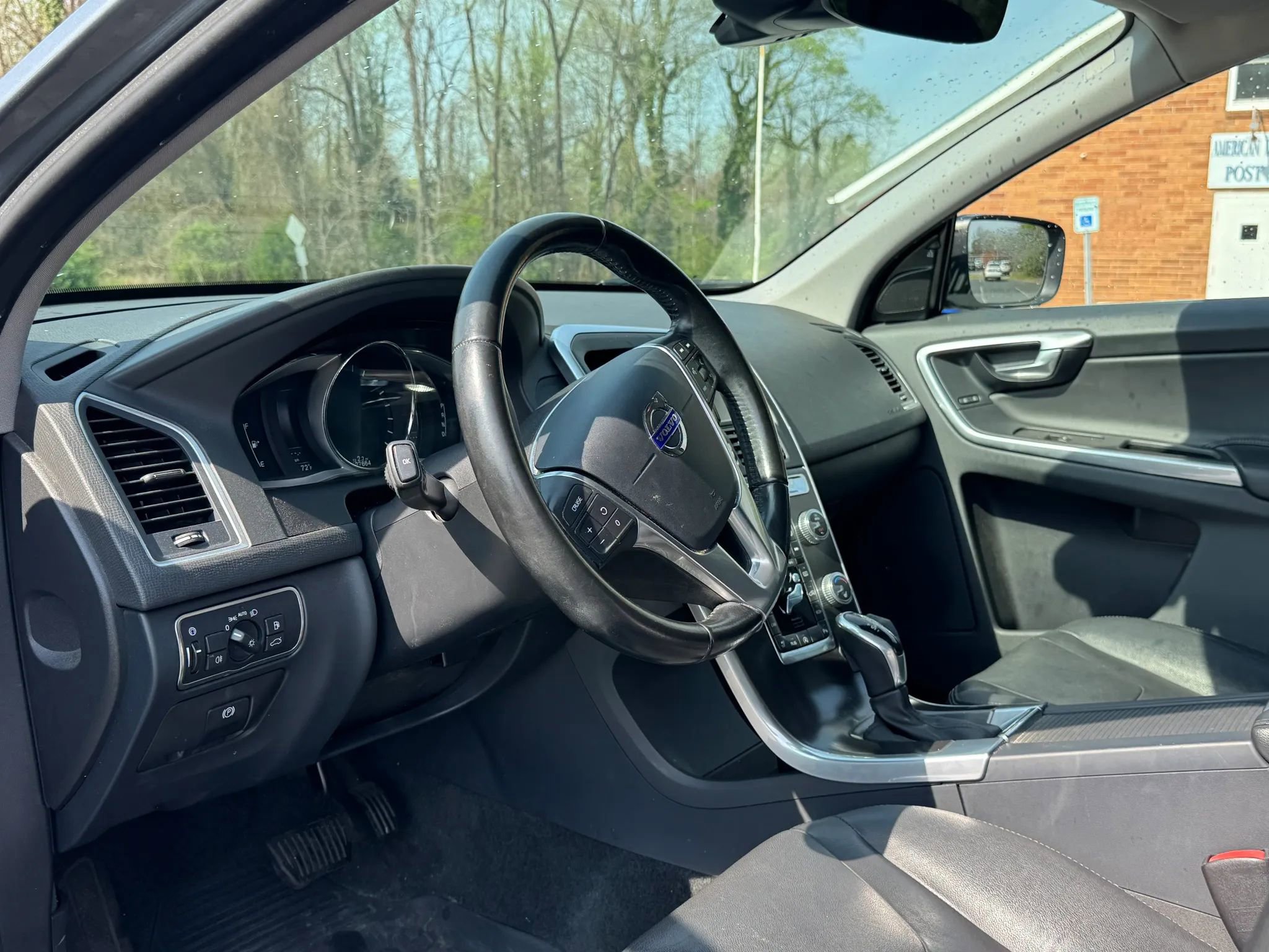 Used 2016 Volvo XC60 T5 Premier FWD image 15