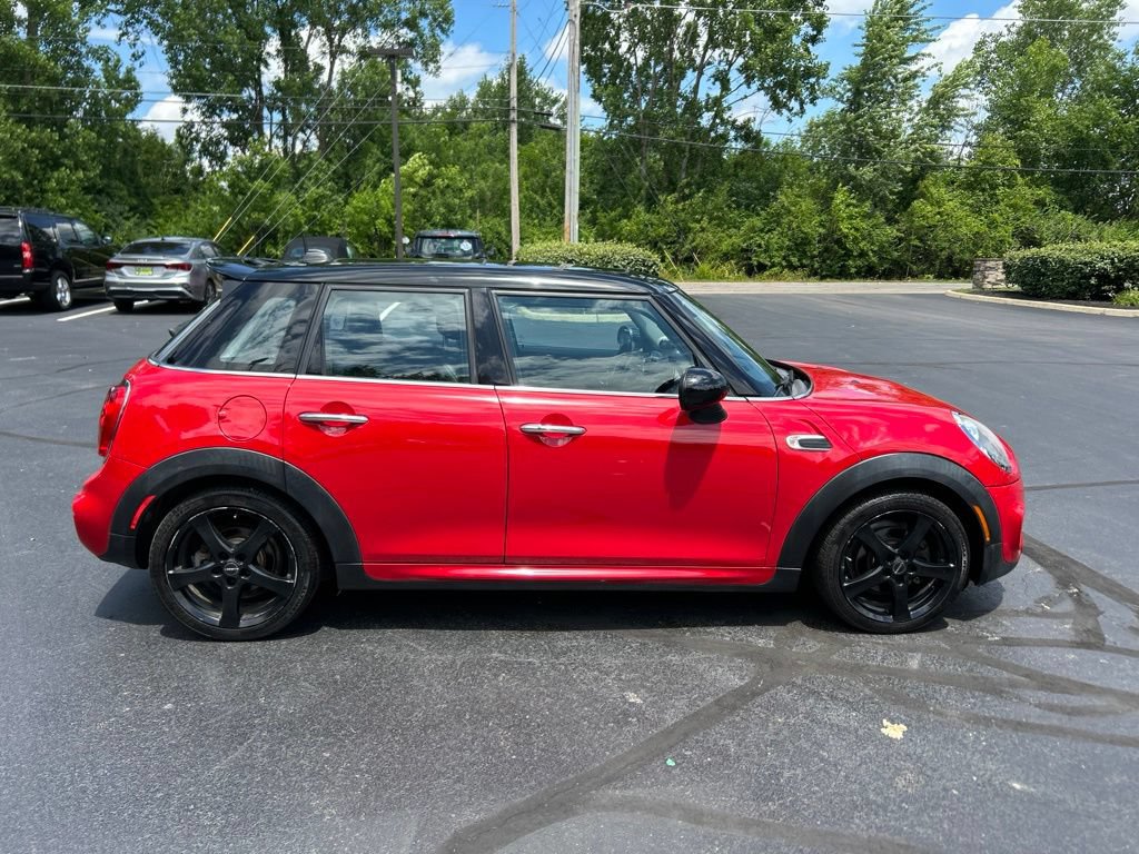 Used 2015 MINI Cooper 4-Door Hardtop FWD image 8