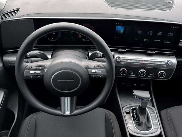 New 2026 Hyundai Kona SE image 17