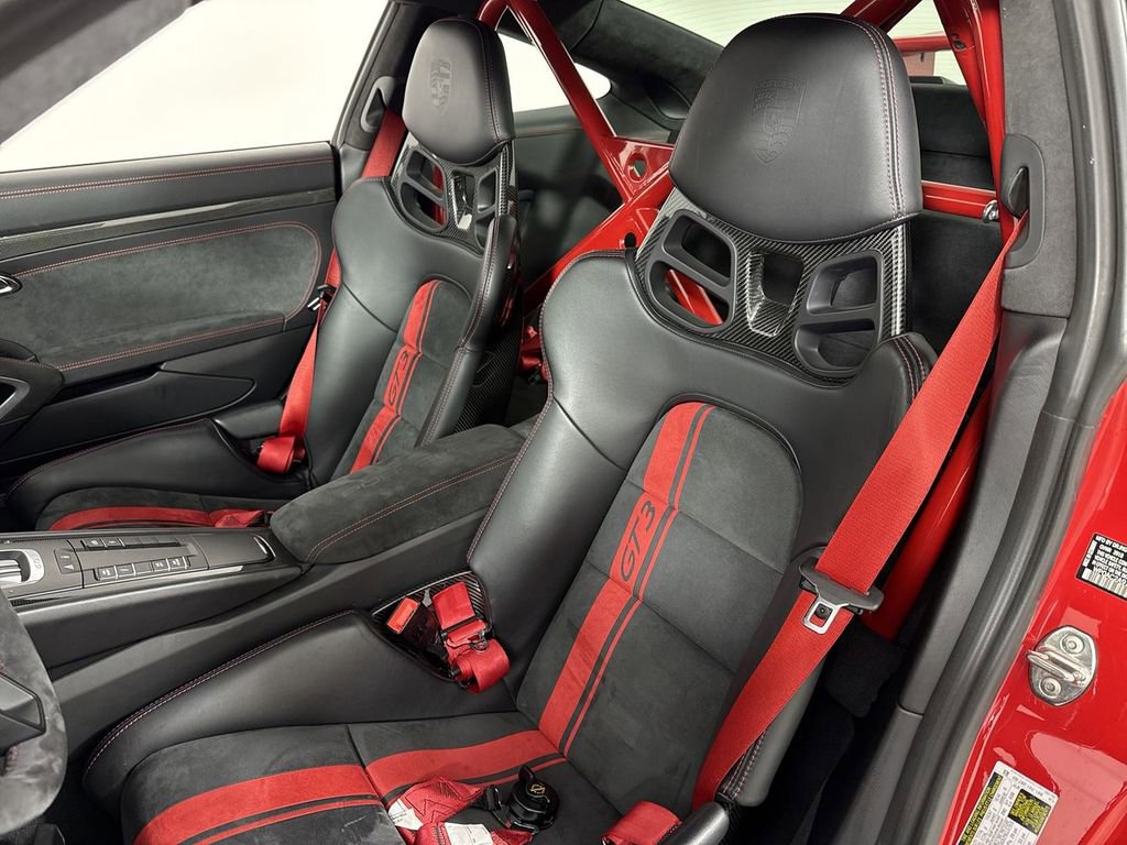 Certified 2018 Porsche 911 GT3 image 5