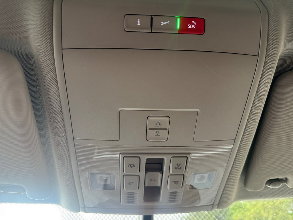 Used 2023 Volkswagen Atlas SE AWD/4WD image 31