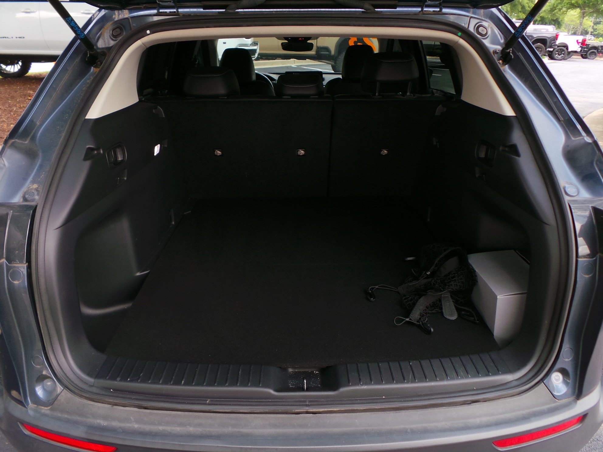 Certified 2023 MAZDA CX-50 AWD 2.5 S w/ Cargo Package image 39