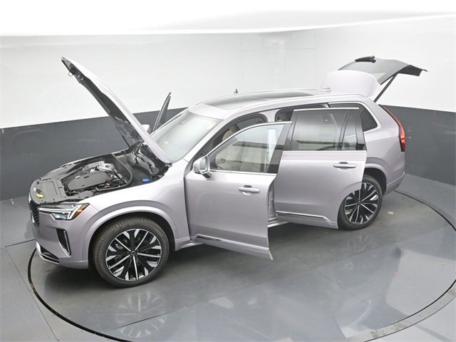 New 2026 Volvo XC90 B6 Core image 52