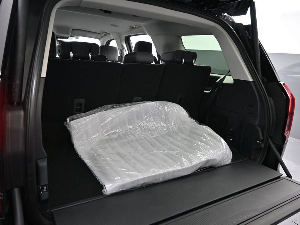 New 2026 Ford Expedition Active image 28